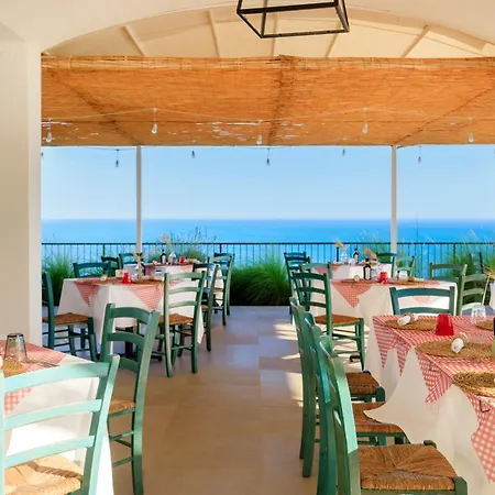 Szálloda Mangia's Torre Del Barone 5*